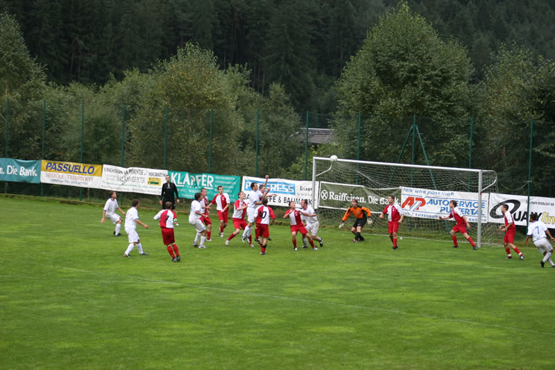 gal/Saison2008-2009- Pokal 1. Runde Hinspiel: Vintl - SV Reischach/2008-08-24 SVR gg. Vintl - Pokalhinspiel 156.jpg